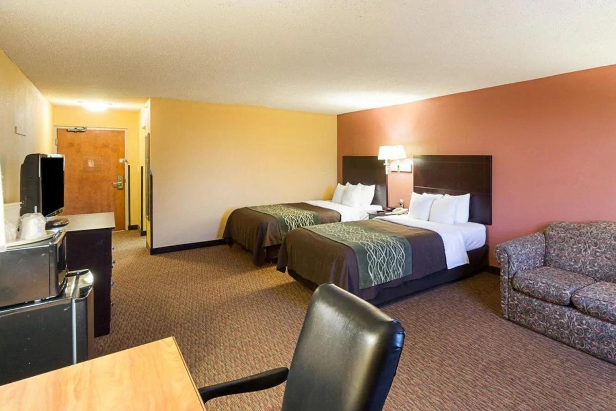 Shary Inn And Suites Мишън Екстериор снимка